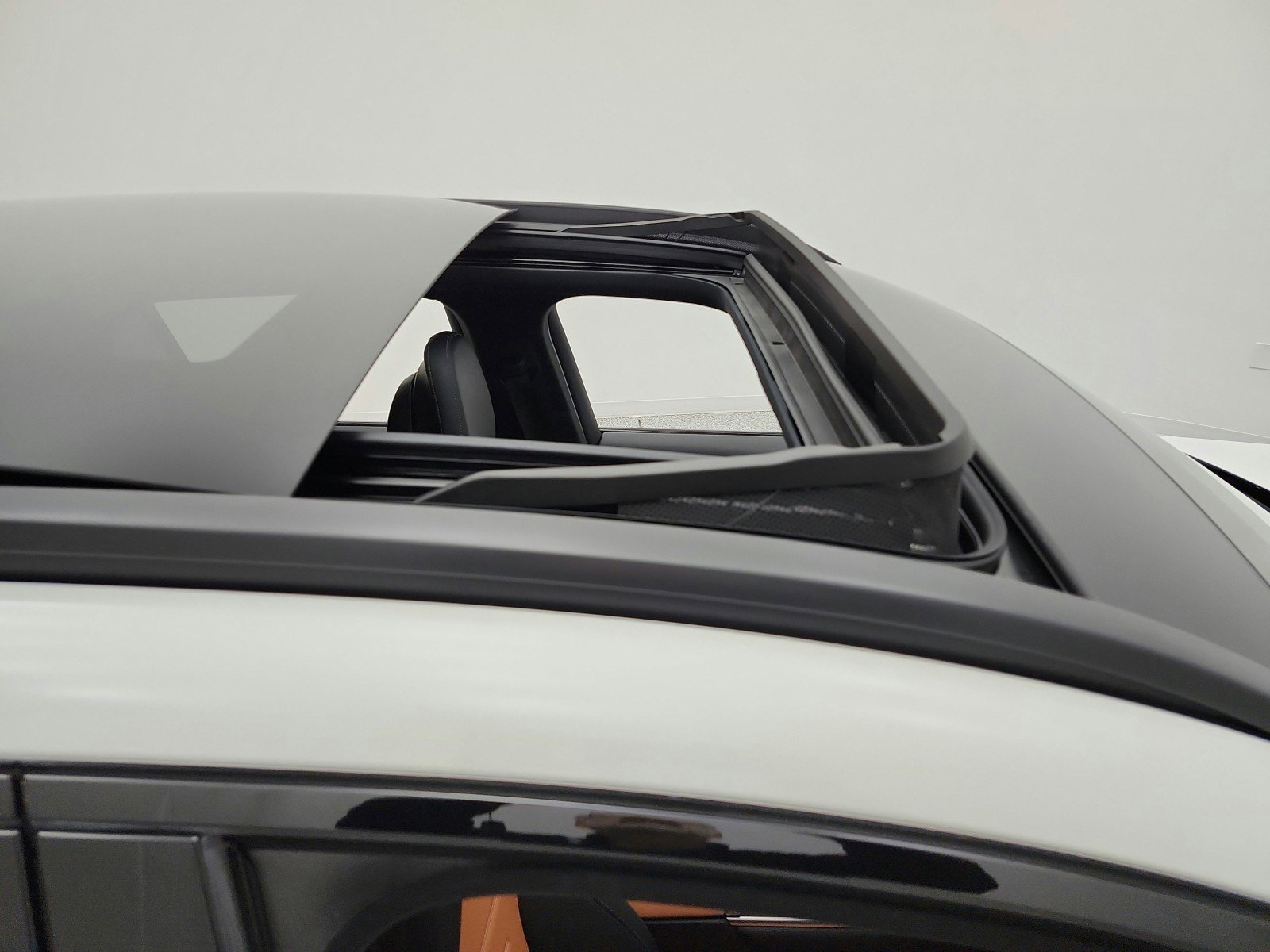 Certified 2023 Mercedes-Benz GLC 300 image 17