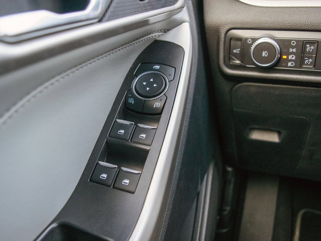 Used 2022 Ford Explorer XLT w/ Equipment Group 202A image 26