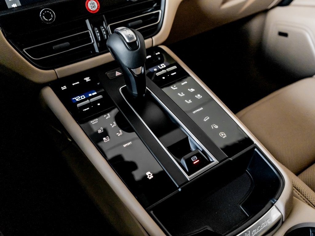 New 2026 Porsche Macan image 23