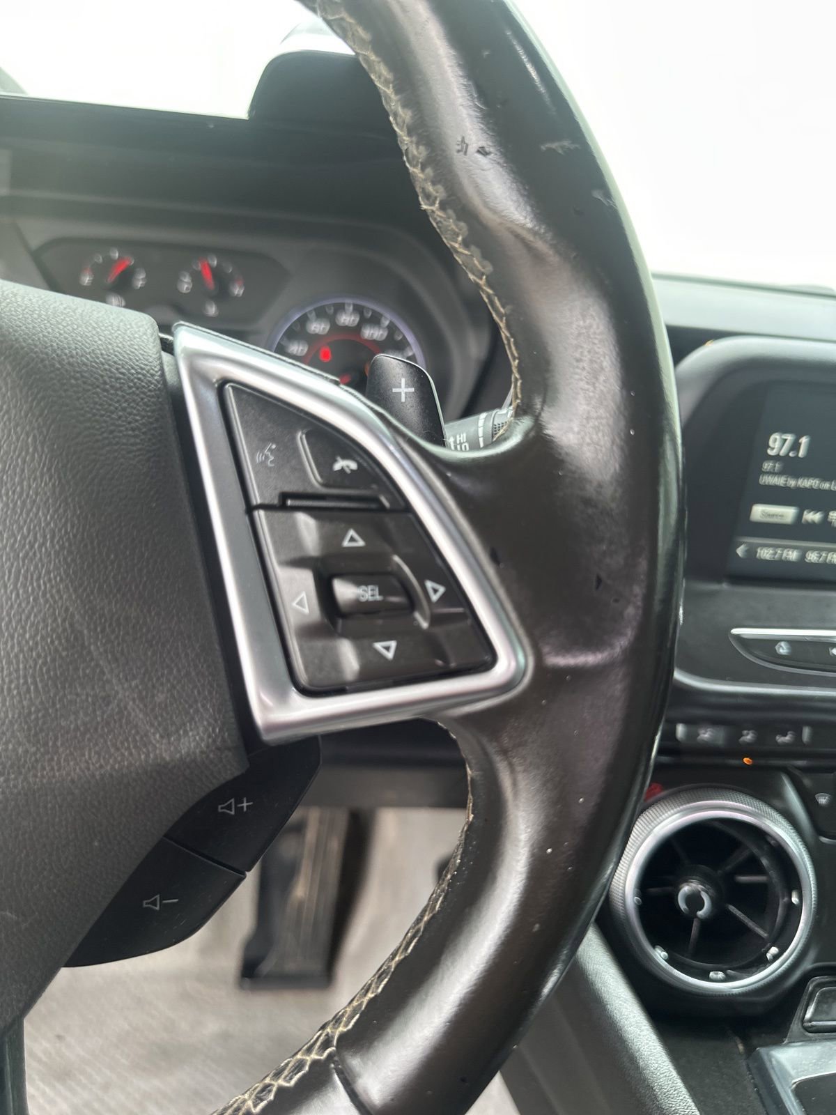 Used 2016 Chevrolet Camaro LT image 16