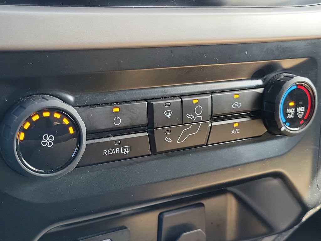 Used 2023 Ford F150 XLT RWD image 32
