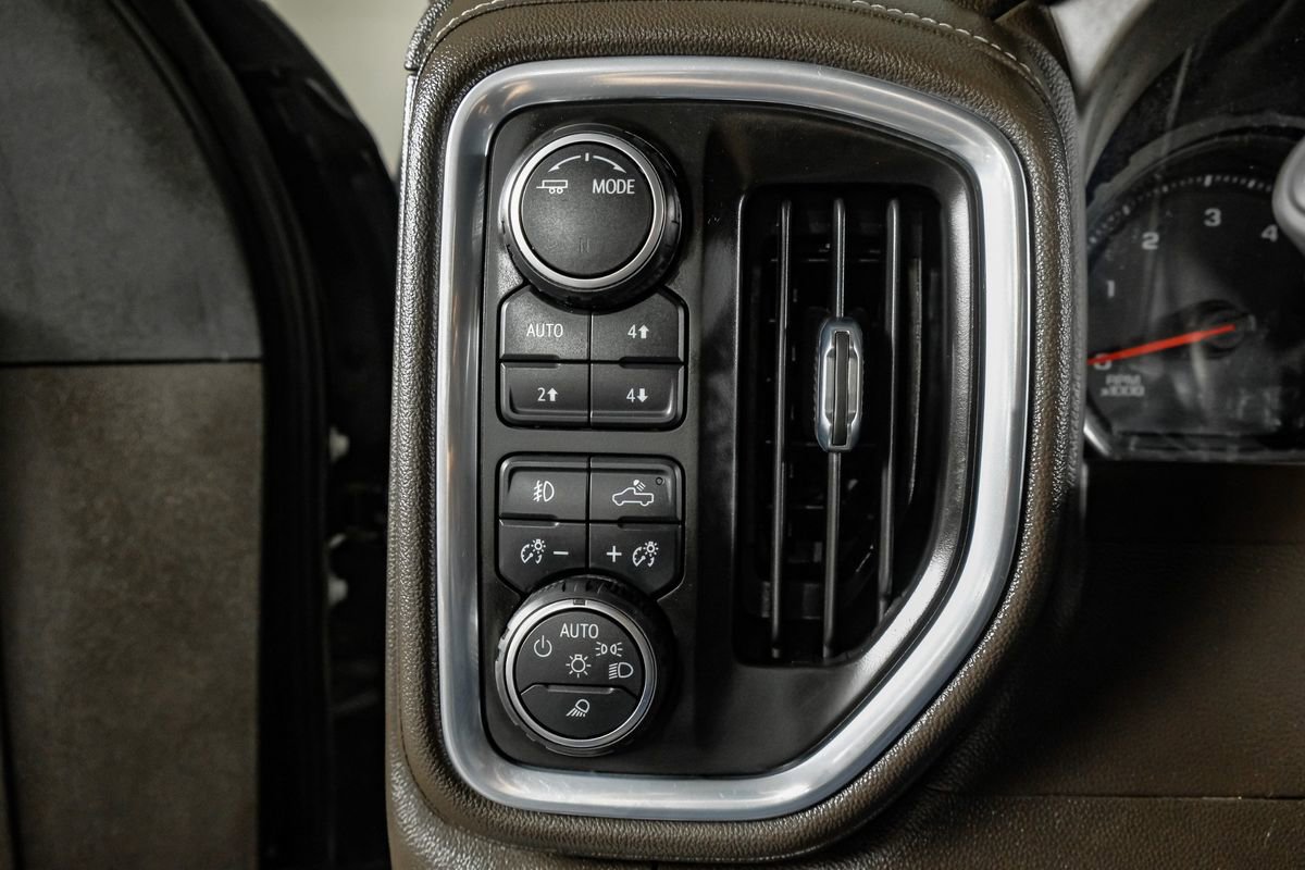 Used 2022 Chevrolet Silverado 2500 LTZ w/ LTZ Texas Edition image 25