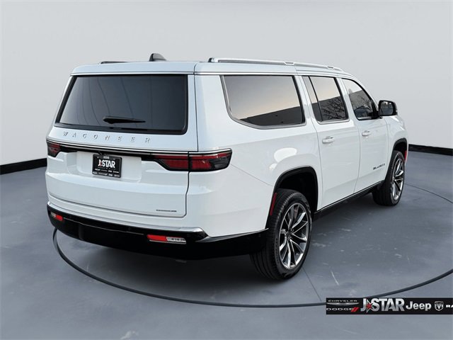Used 2024 Jeep Wagoneer L Series III w/ Premium Group I image 5
