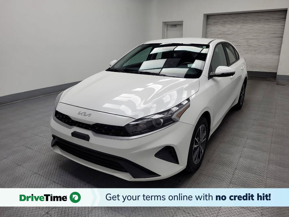 Used 2023 Kia Forte LXS w/ LXS Technology Package FWD image 1