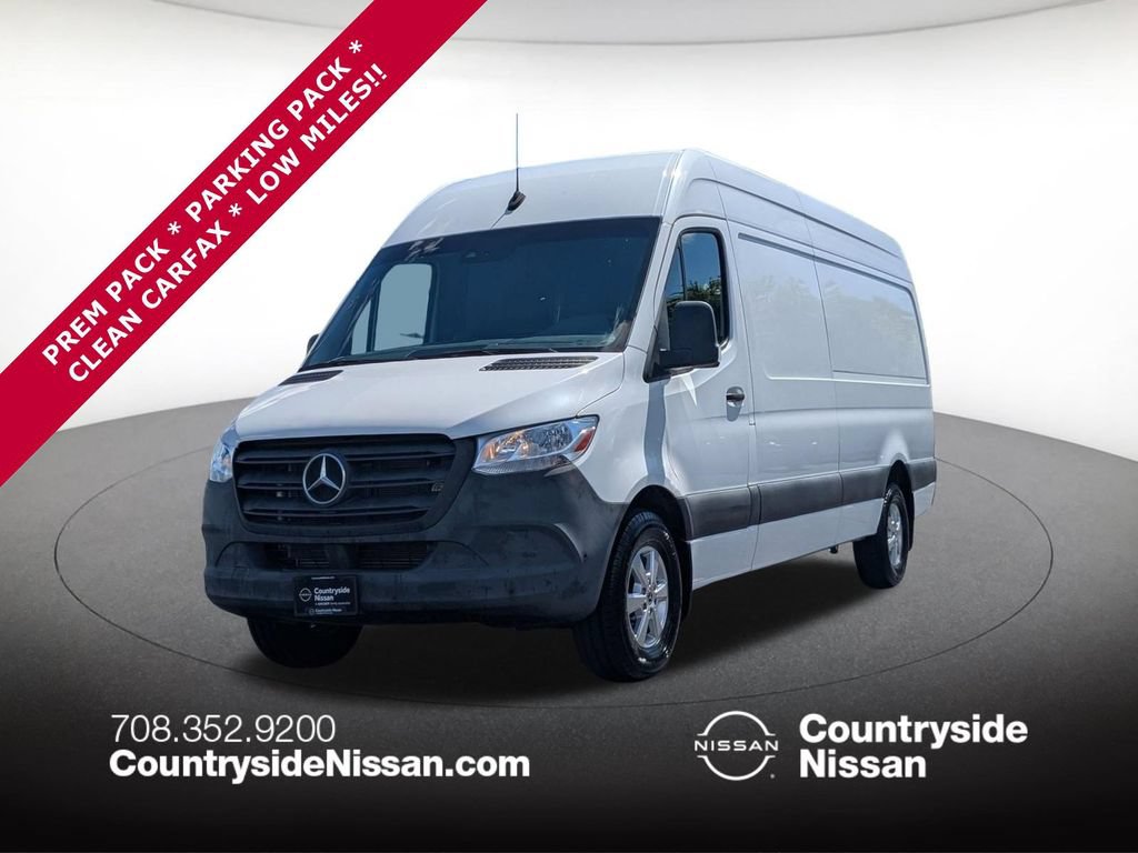 Used 2021 Mercedes-Benz Sprinter 2500 image 1