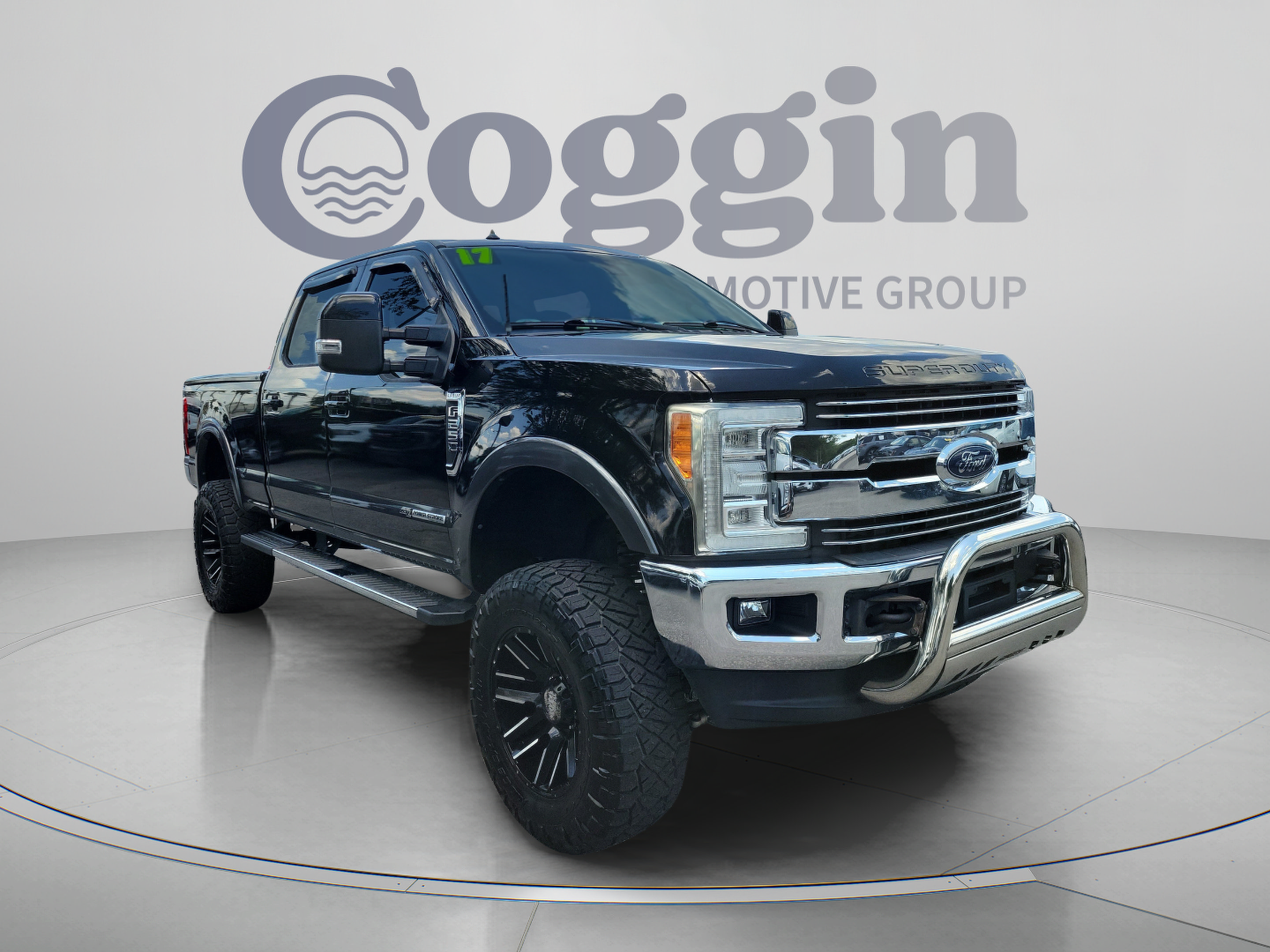 Used 2017 Ford F250 Lariat w/ Lariat Ultimate Package AWD/4WD image 4