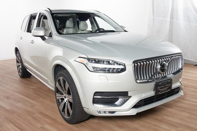 Used 2021 Volvo XC90 T6 Inscription w/ Protection Package Premier AWD/4WD image 3