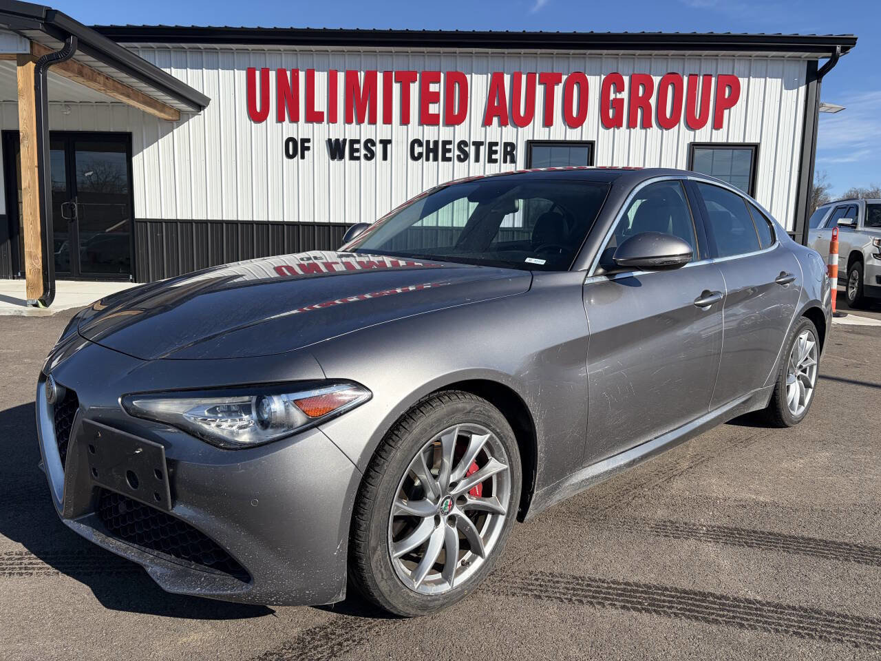Used 2018 Alfa Romeo Giulia AWD image 1