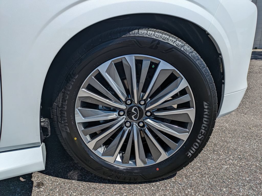 New 2027 INFINITI QX80 Luxe w/ Exterior Package AWD/4WD image 11