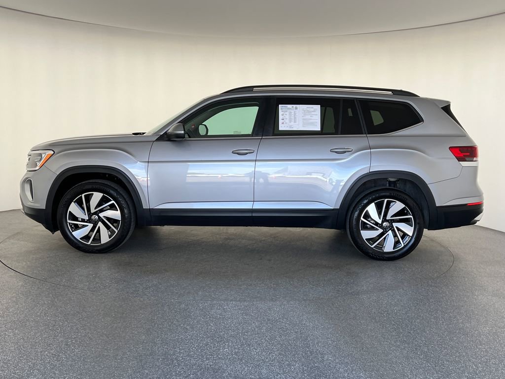 Used 2025 Volkswagen Atlas SE image 7
