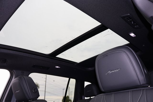 New 2026 Buick Enclave Avenir image 28