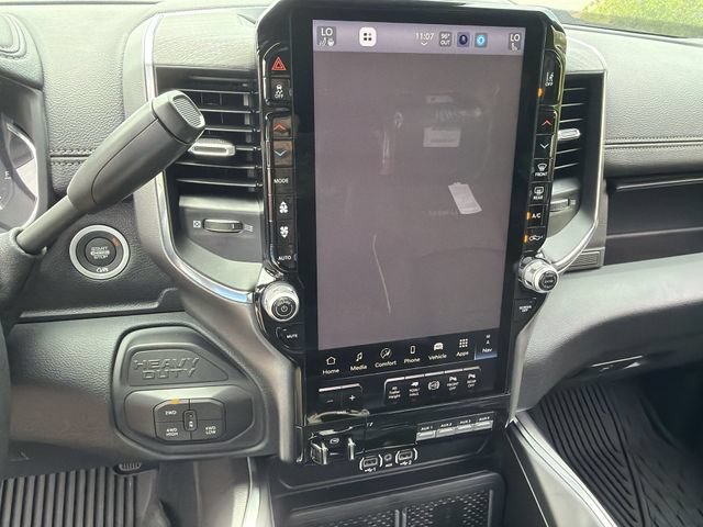 New 2026 RAM 3500 Laramie AWD/4WD image 24