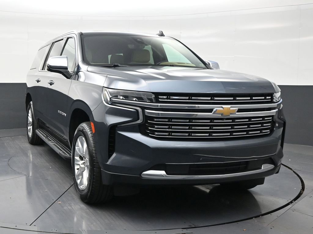 Used 2021 Chevrolet Suburban Premier w/ Premium Package RWD image 7