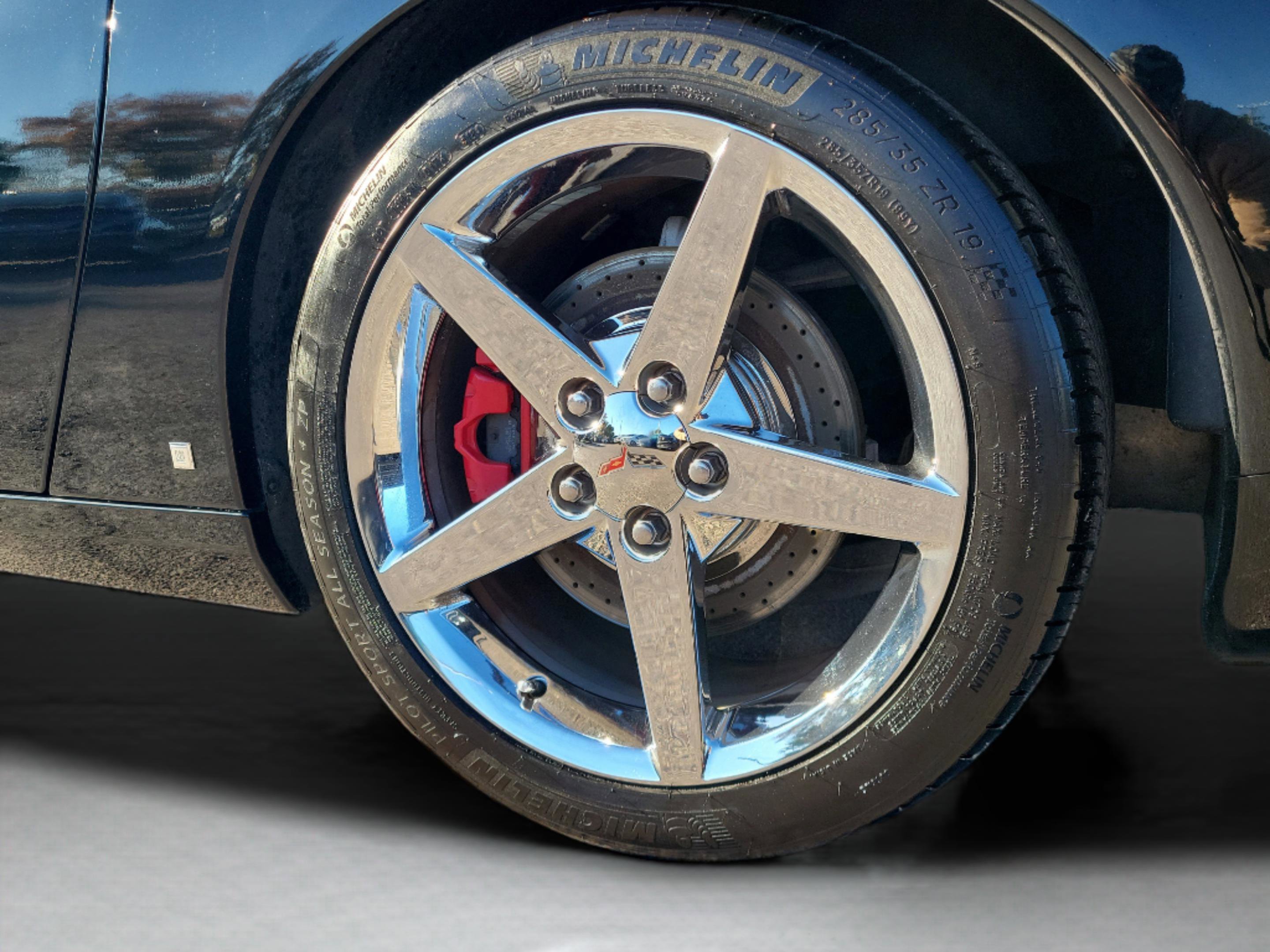 Used 2008 Chevrolet Corvette Convertible w/ Preferred Equipment Group image 32