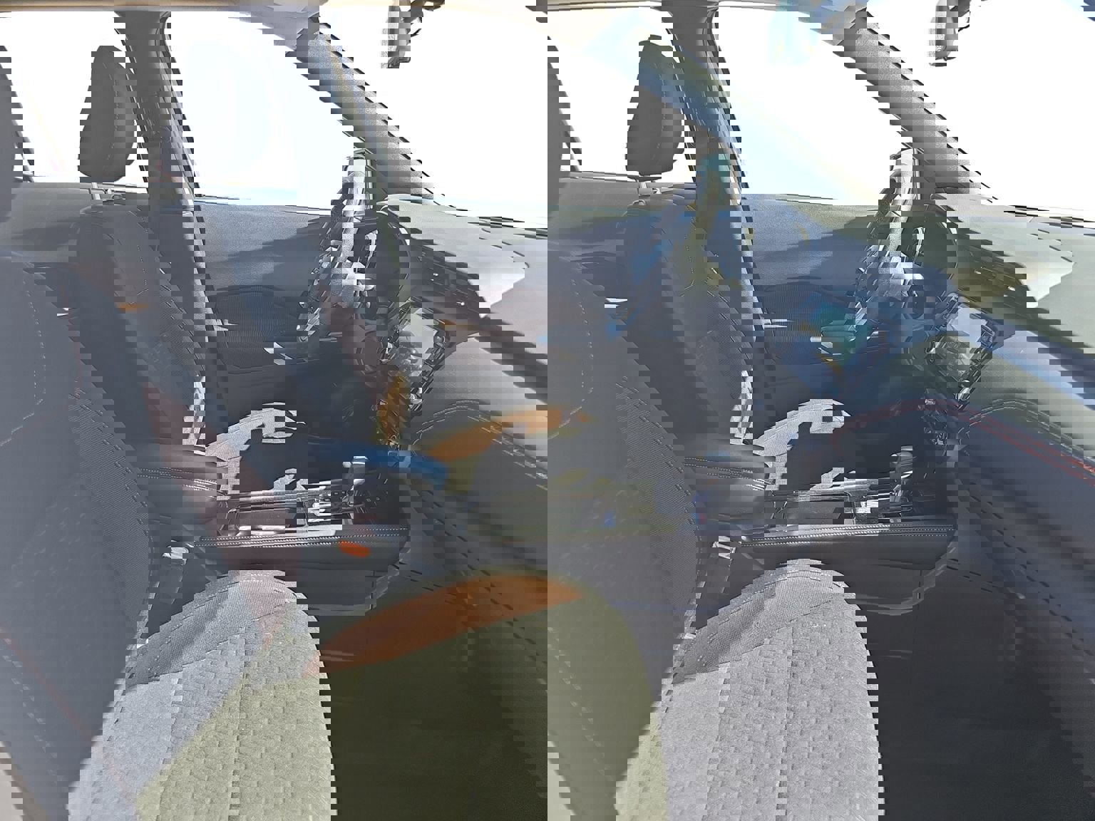 Used 2023 Nissan Kicks SR w/ Interior Electronics Package image 17