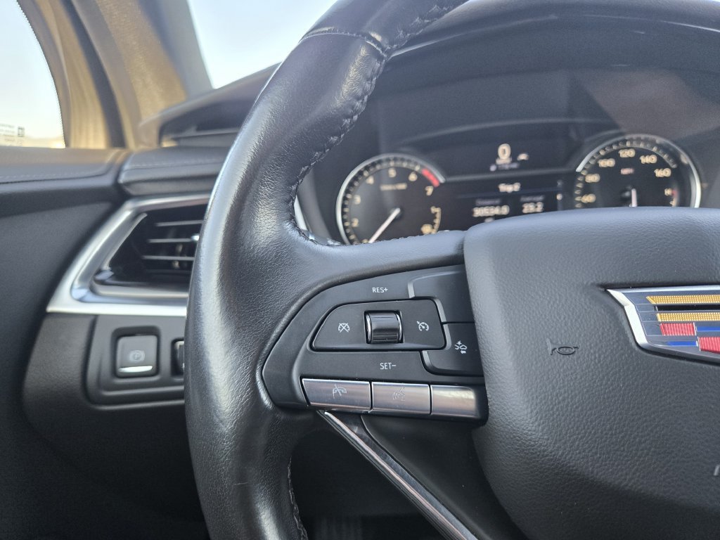 Certified 2024 Cadillac XT6 Luxury w/ LPO, Floor Liner Package AWD/4WD image 15