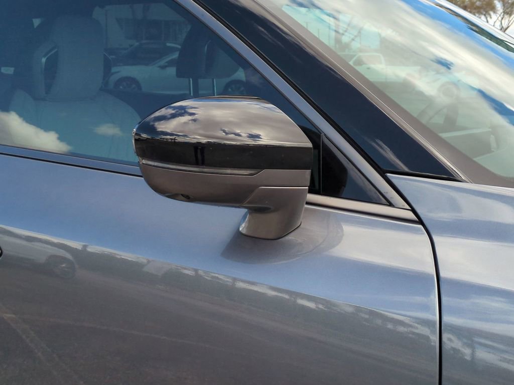 Used 2026 INFINITI QX60 Autograph w/ Dark Cargo Package image 11