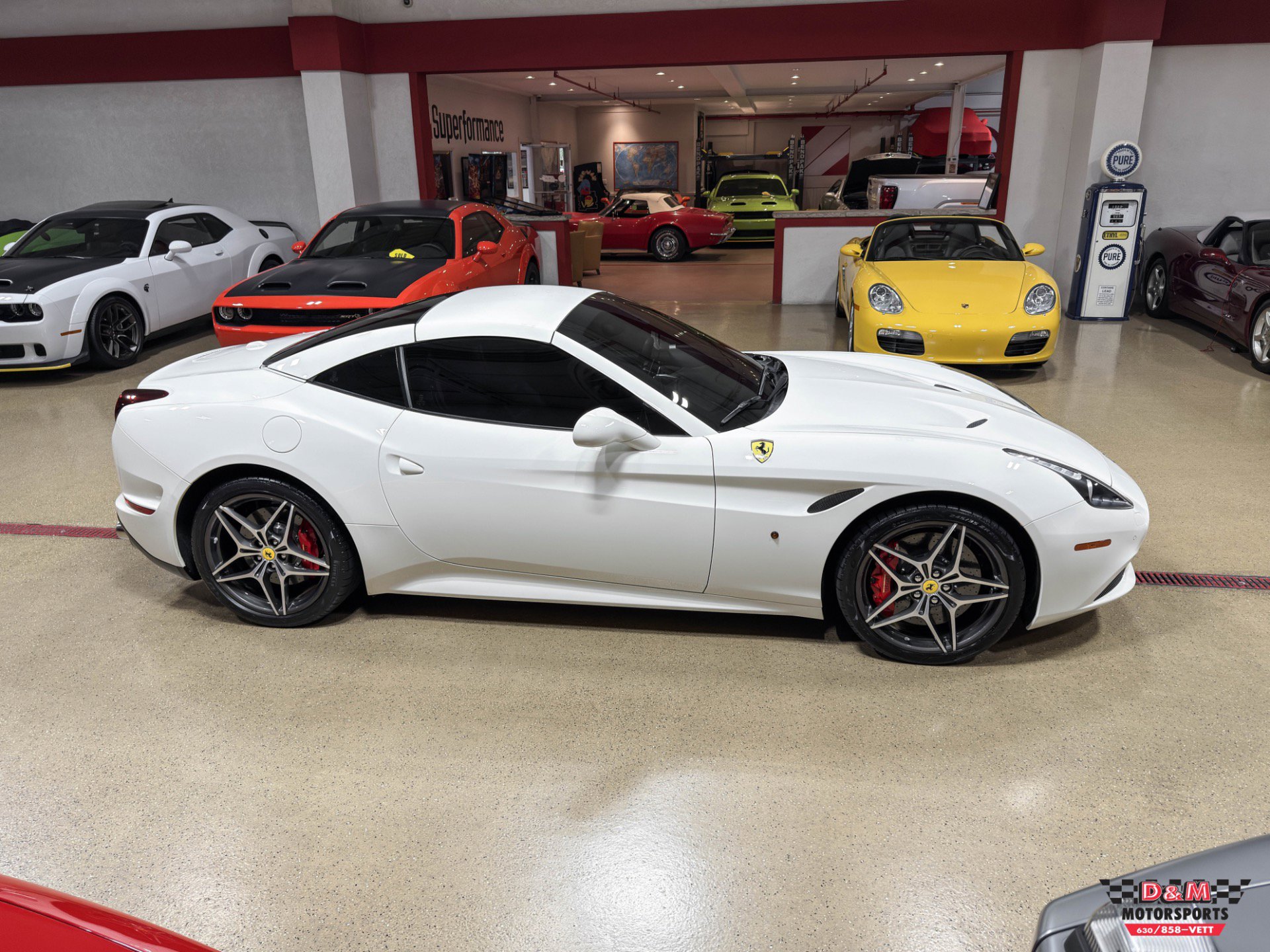 Used 2016 Ferrari California T image 59
