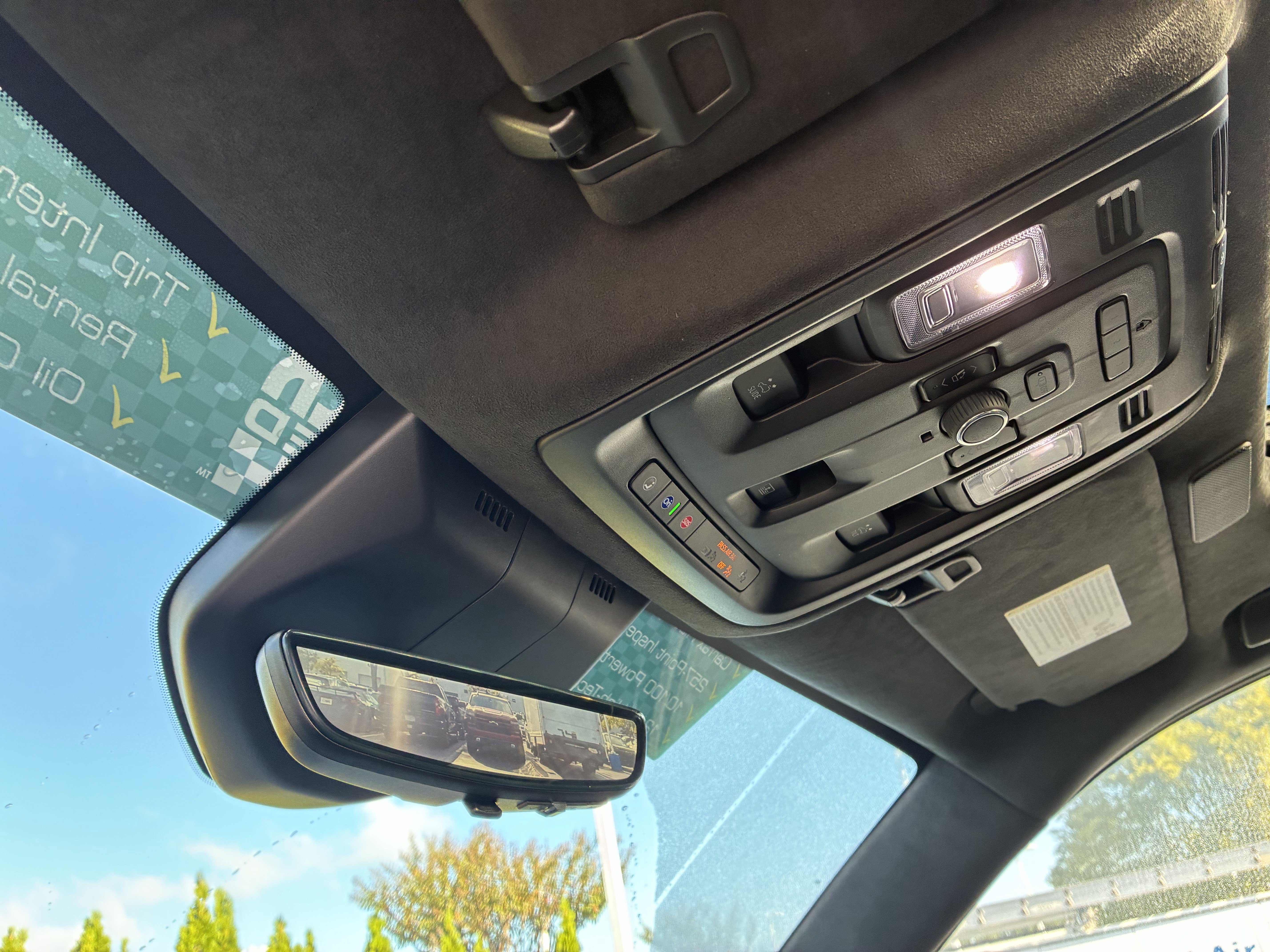 Used 2024 Cadillac Escalade Sport Platinum w/ LPO, ONYX Package AWD/4WD image 41