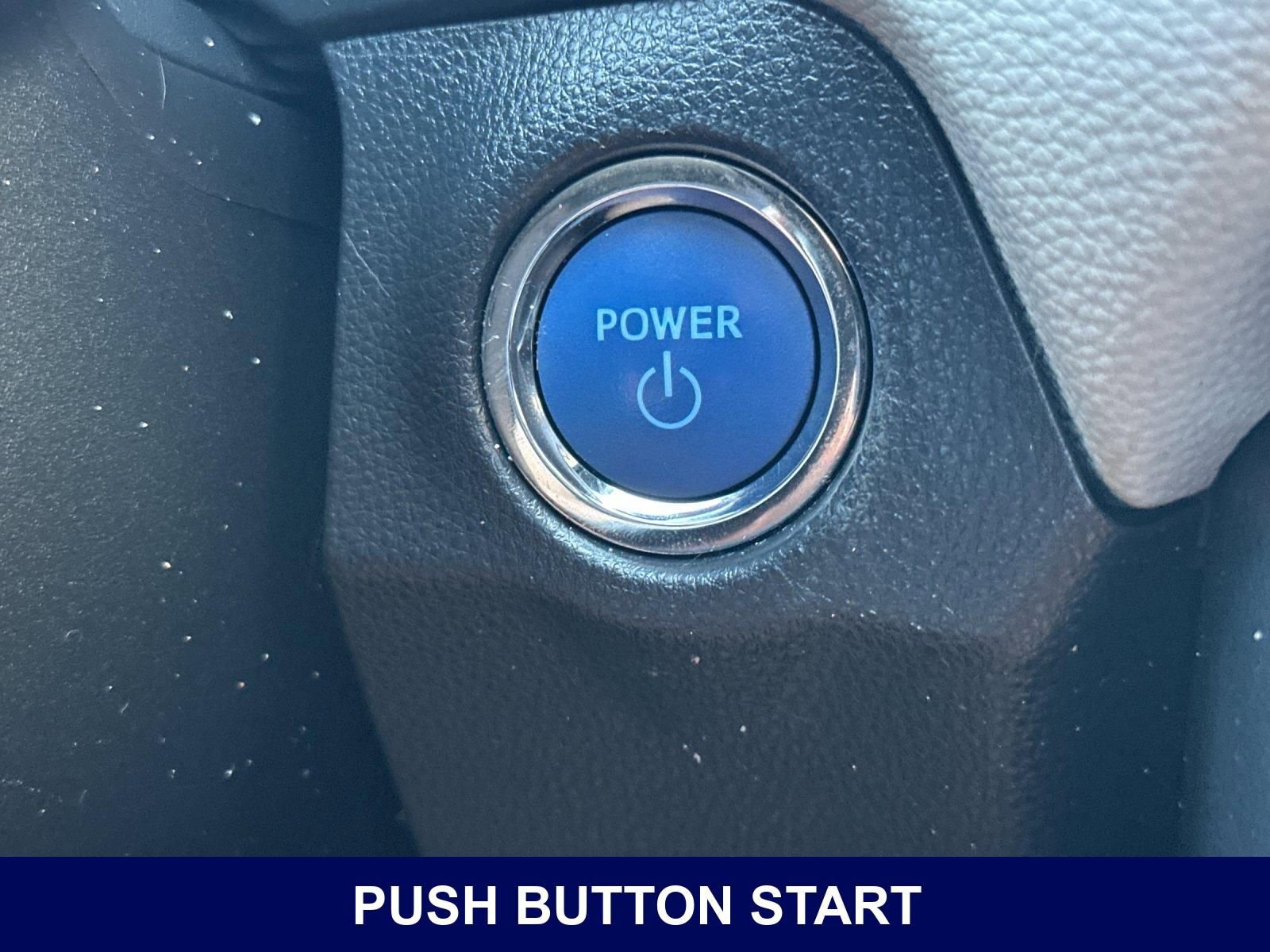 Used 2021 Toyota RAV4 XLE w/ Convenience Package AWD/4WD image 25