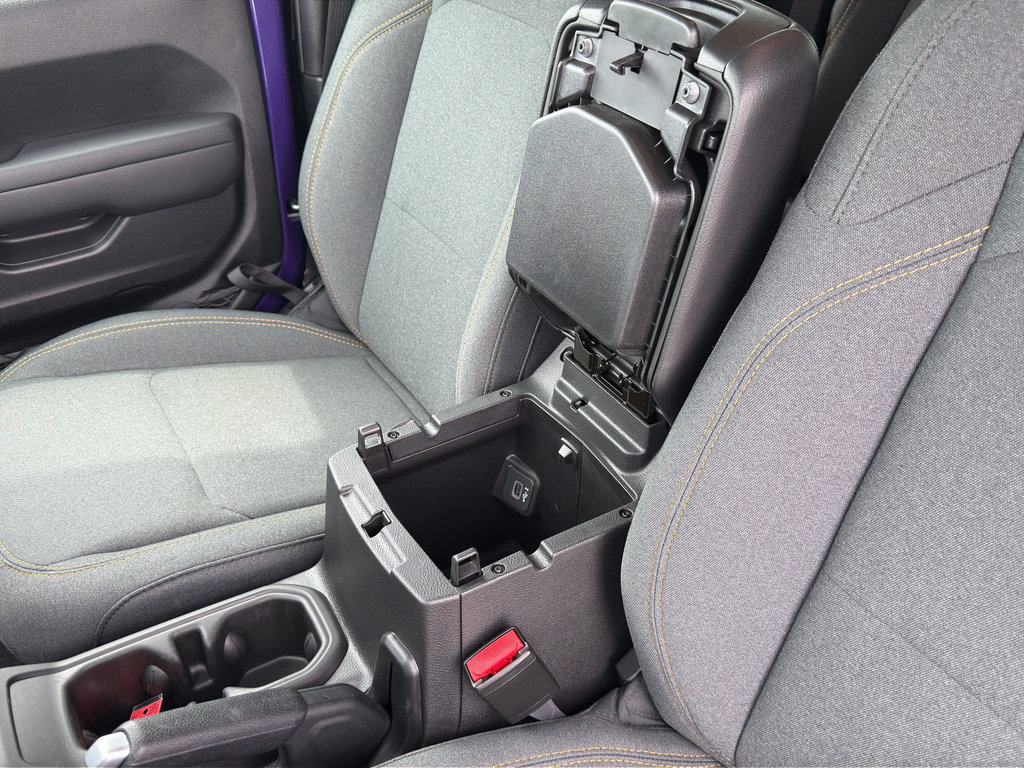 Used 2026 Jeep Wrangler Sport AWD/4WD image 18