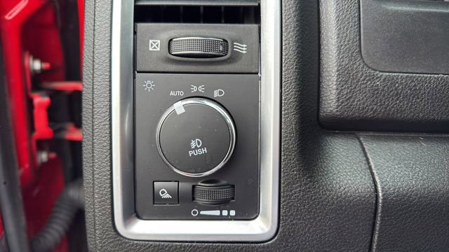 Used 2021 RAM 1500 Classic Warlock image 22