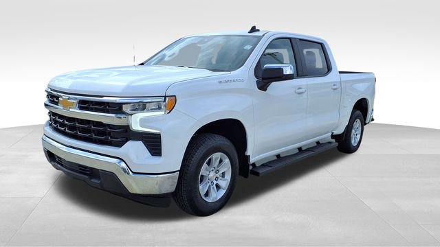 Used 2025 Chevrolet Silverado 1500 LT image 3