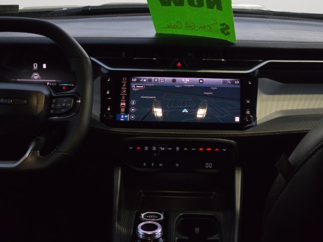 Used 2026 Jeep Cherokee Limited AWD/4WD image 17
