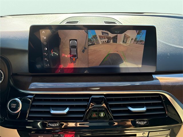 Used 2019 BMW 530e w/ Premium Package image 27