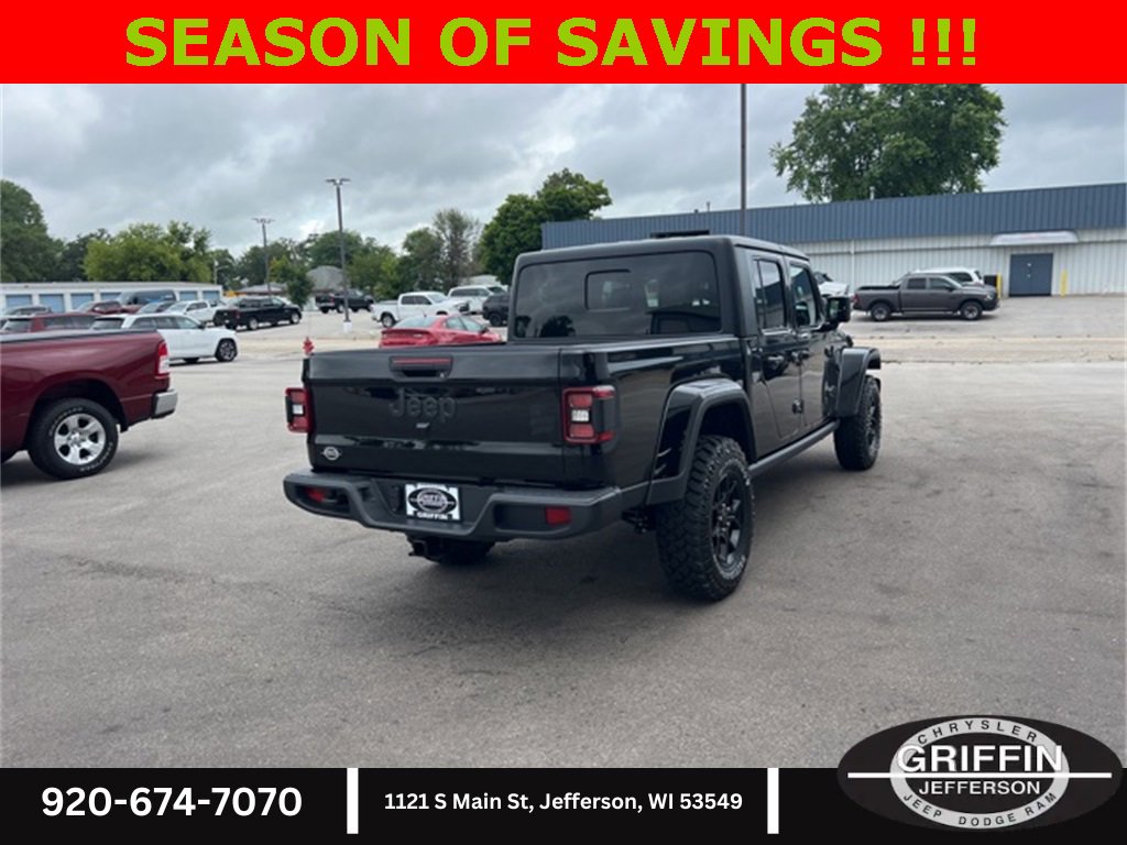 New 2025 Jeep Gladiator Sport image 8