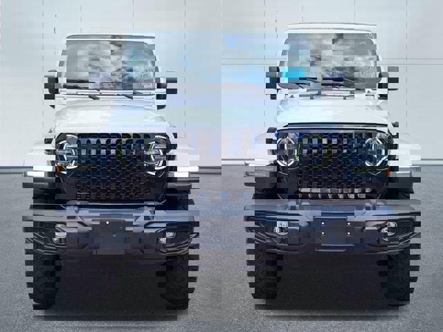 Used 2021 Jeep Gladiator Willys image 24