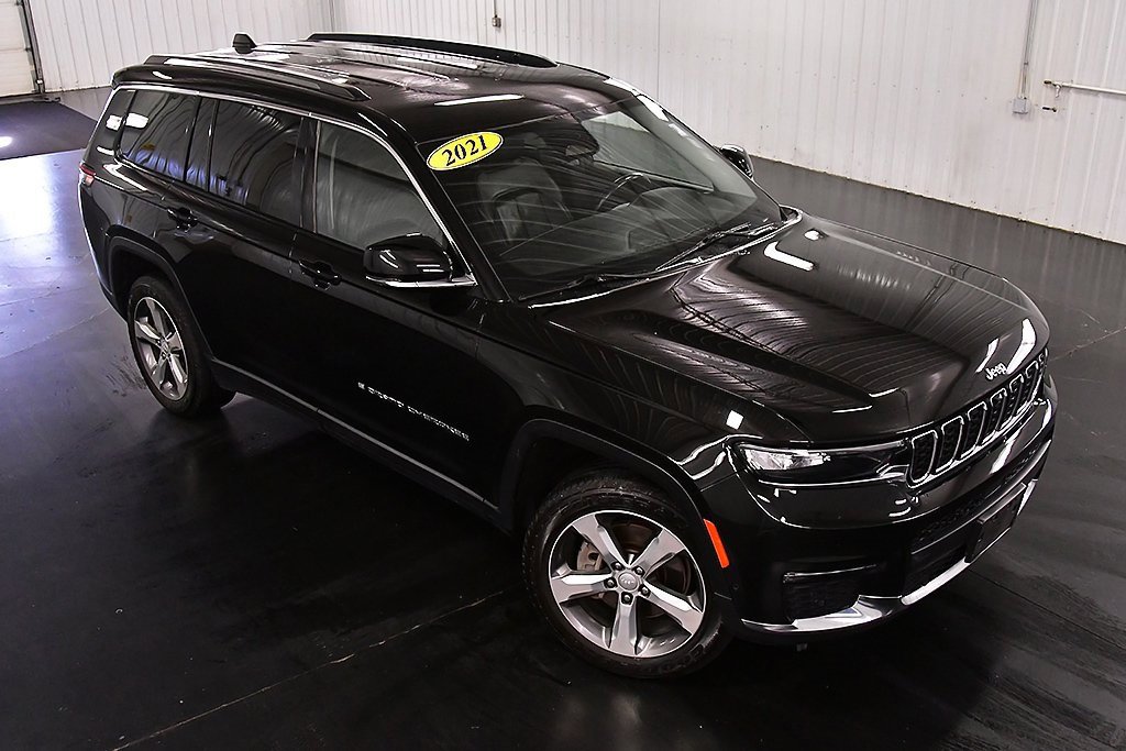 Used 2021 Jeep Grand Cherokee L Limited w/ Luxury Tech Group II image 12