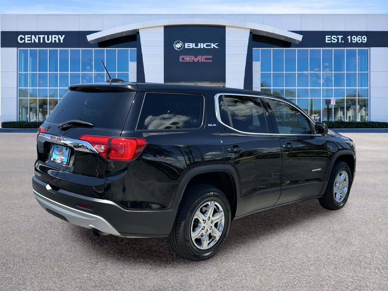 Used 2019 GMC Acadia SLE FWD image 4