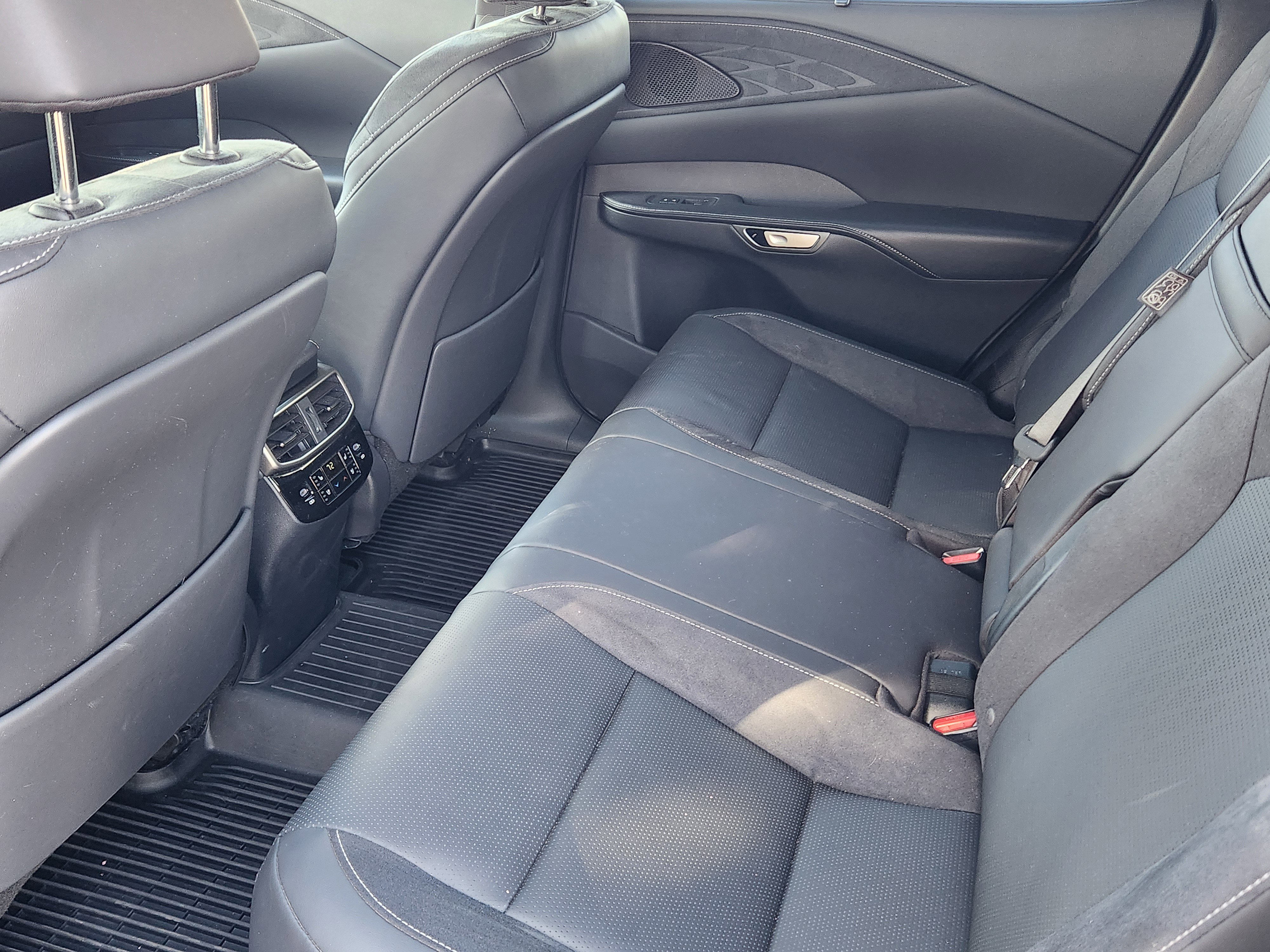 Used 2023 Lexus RX 350 w/ Cold Area Package image 18