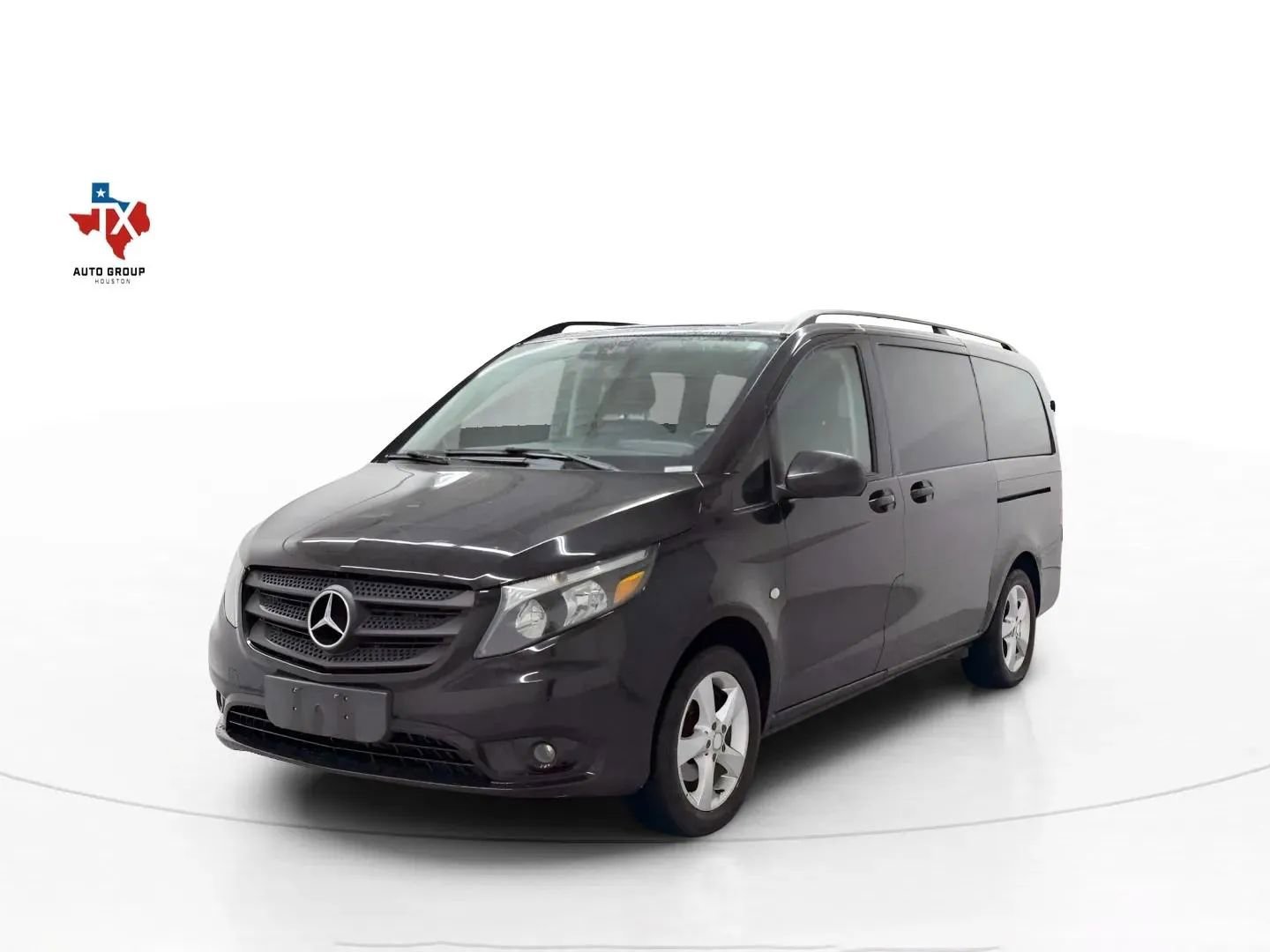 Used 2016 Mercedes-Benz Metris Passenger image 5