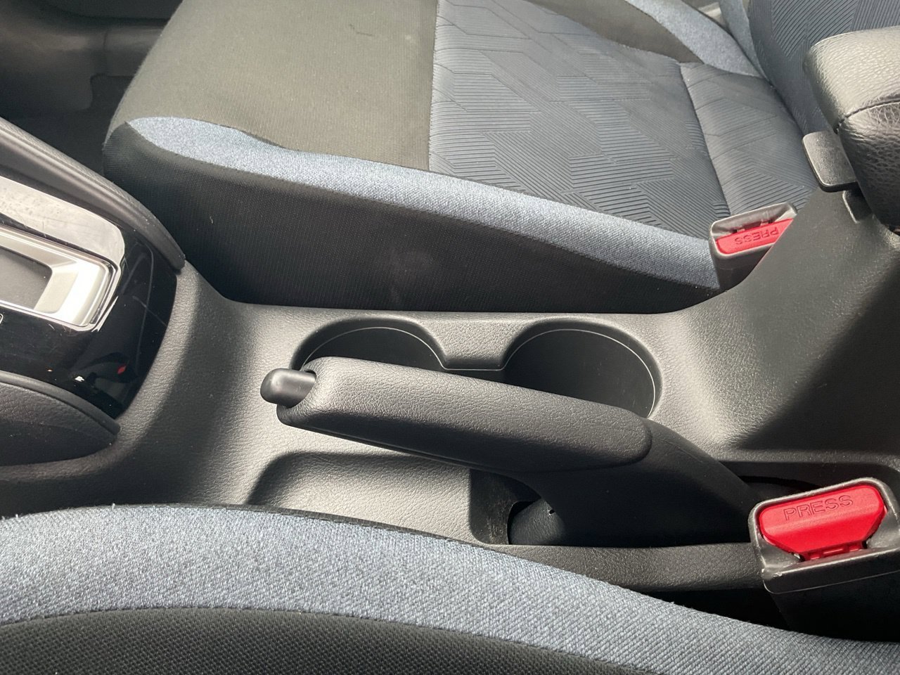 Used 2025 Nissan Versa SV FWD image 23