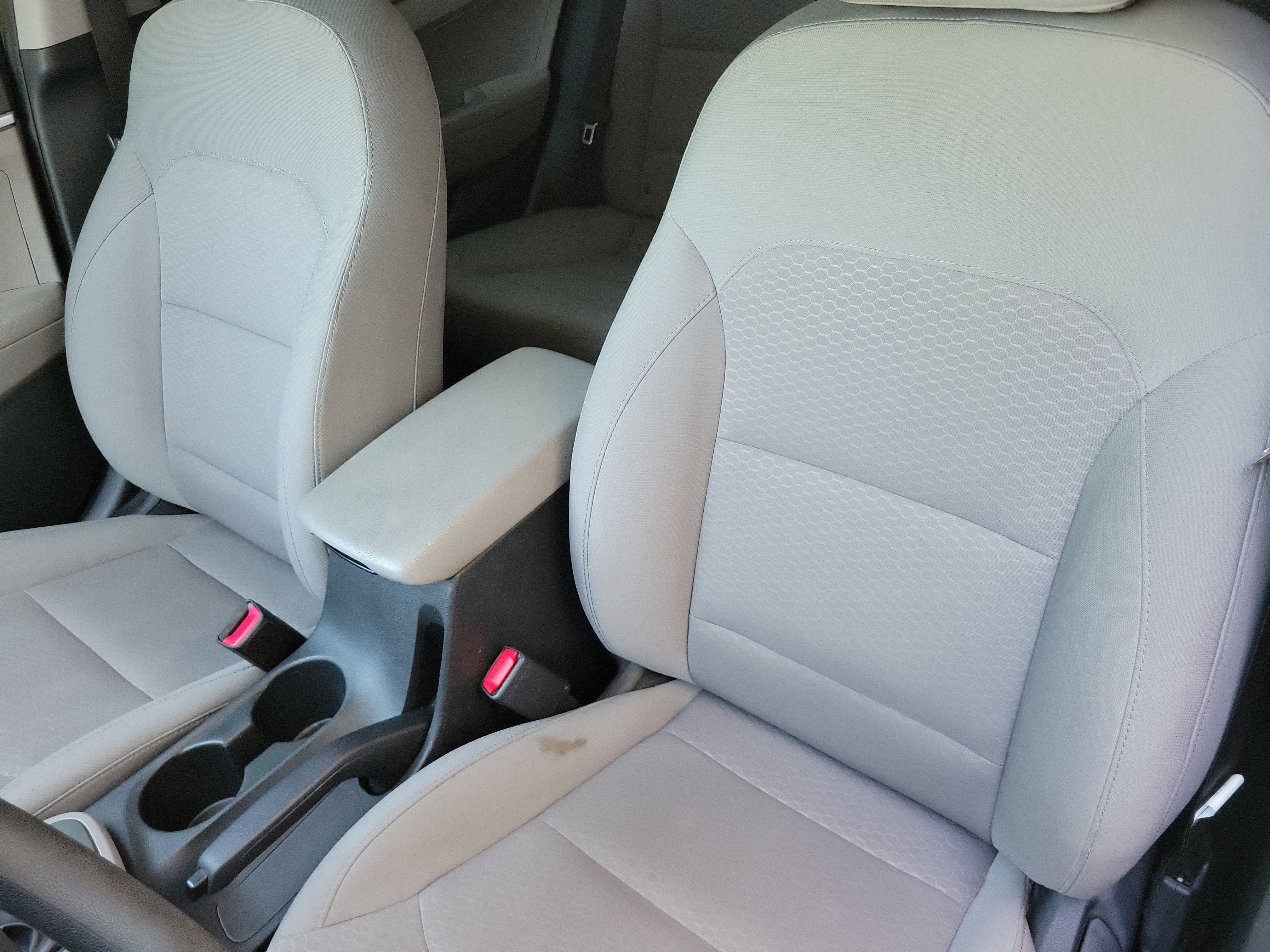 Used 2020 Hyundai Elantra SE FWD image 11