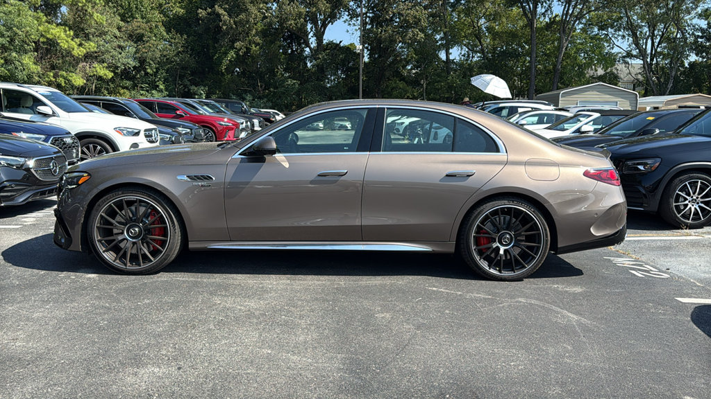 Used 2026 Mercedes-Benz E 53 AMG e 4MATIC Sedan image 6