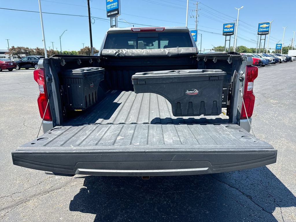 Used 2023 Chevrolet Silverado 1500 LTZ w/ LTZ Convenience Package II AWD/4WD image 24