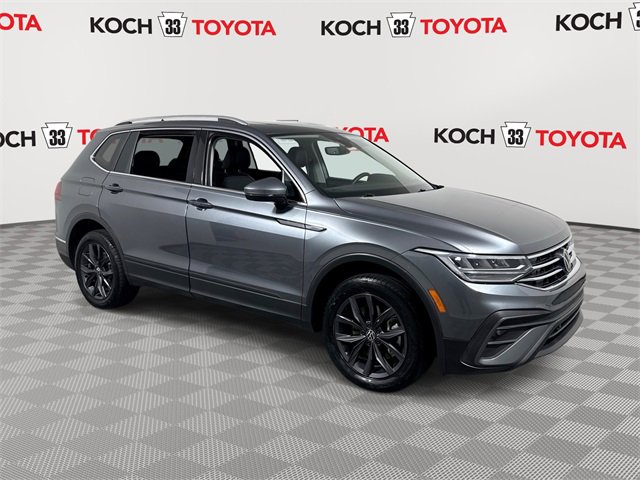 Used 2022 Volkswagen Tiguan SE w/ Panoramic Sunroof Package