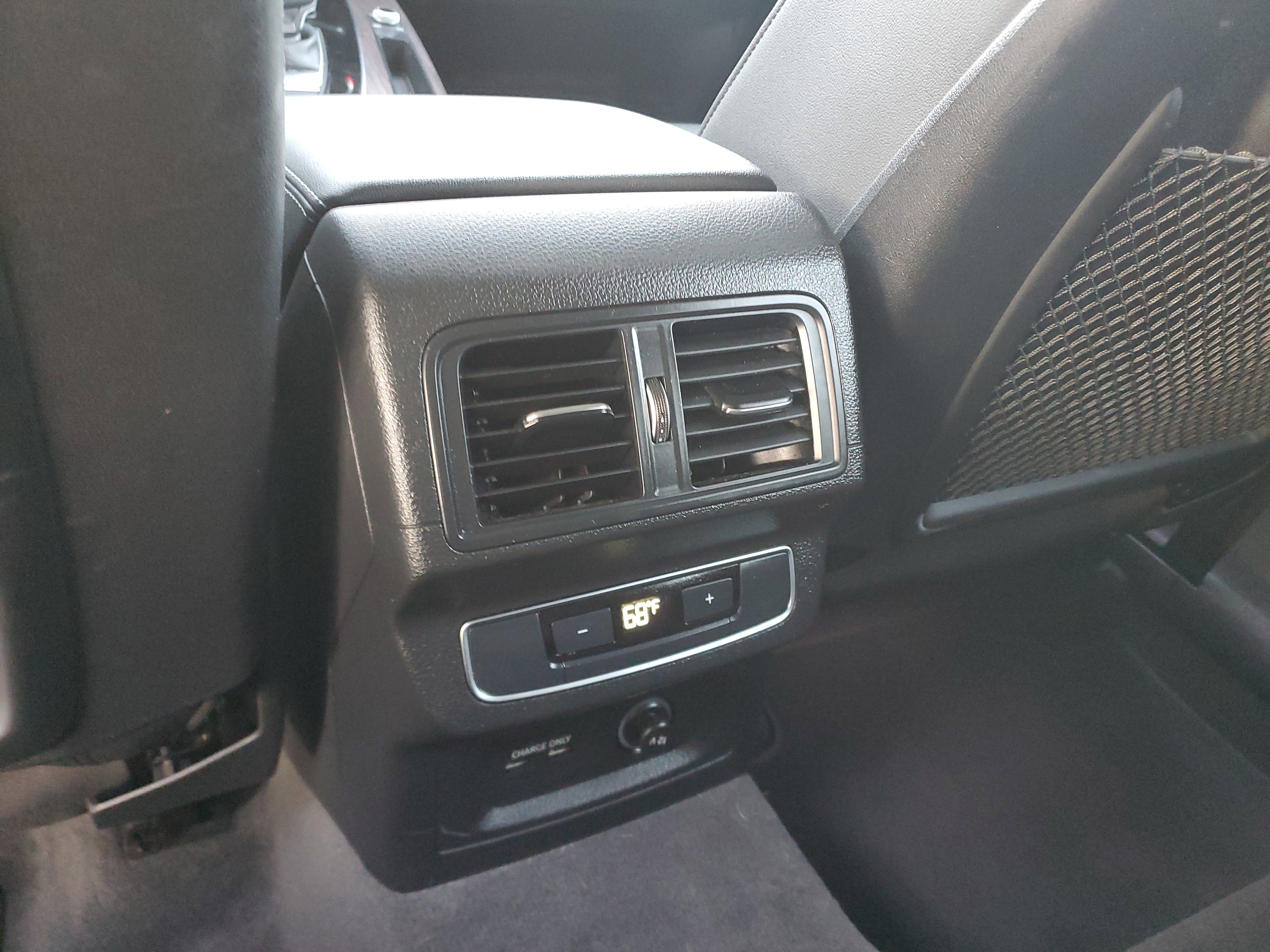 Used 2021 Audi Q5 Premium image 17