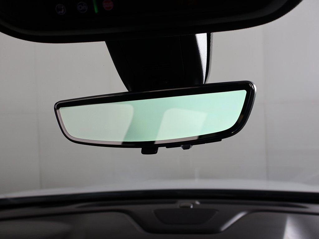 Used 2023 Chevrolet Traverse Premier AWD/4WD image 50