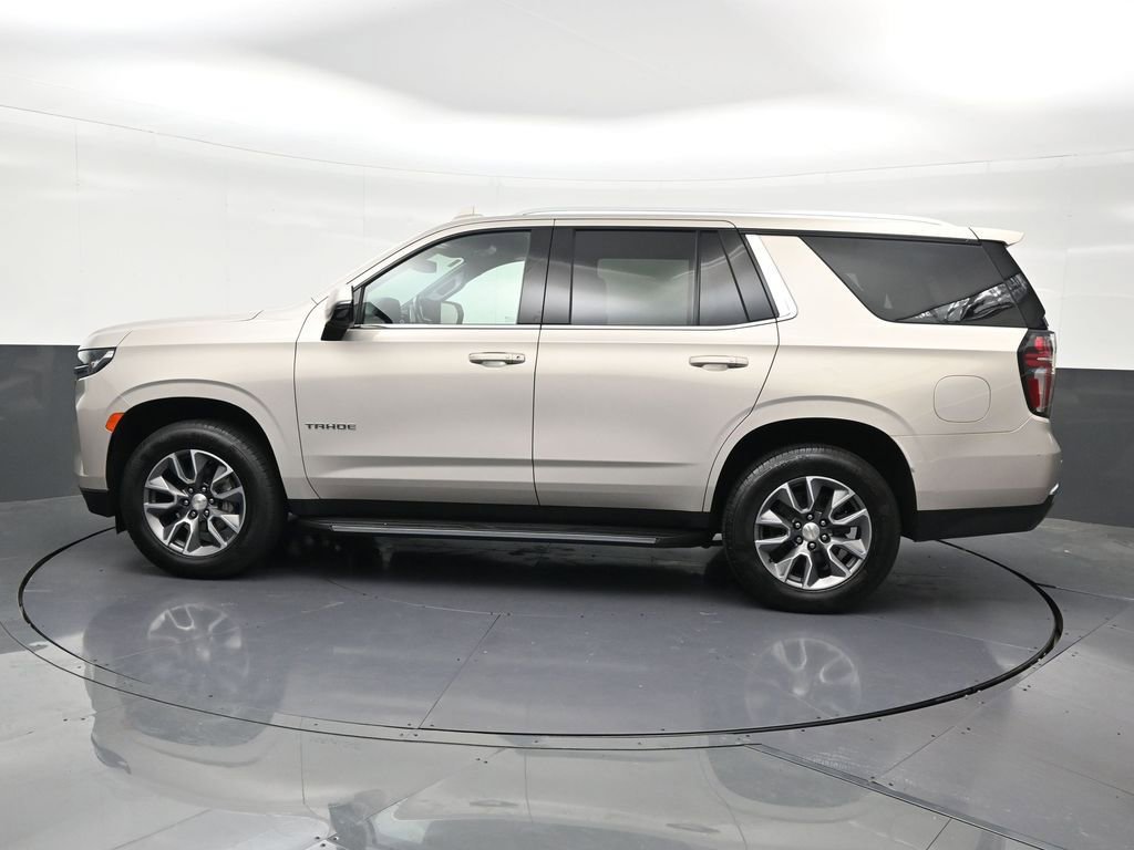 Used 2022 Chevrolet Tahoe LT w/ Luxury Package RWD image 2