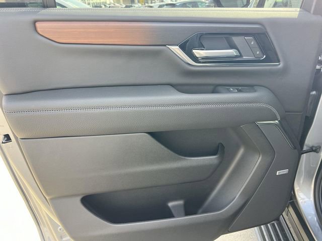 New 2026 GMC Yukon XL Denali w/ Denali Reserve Package image 26