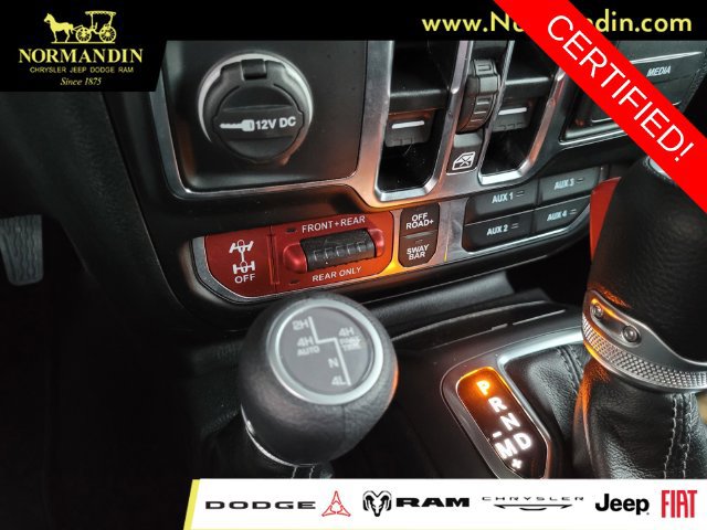 Used 2025 Jeep Wrangler Unlimited Rubicon 4xe w/ Convenience Group AWD/4WD image 13