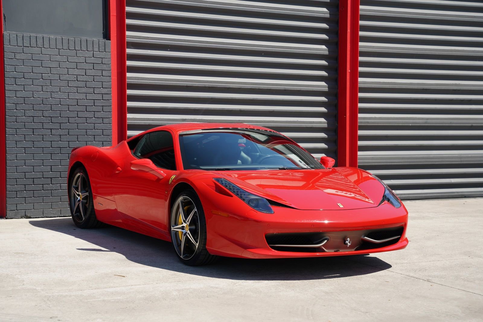 Used 2014 Ferrari 458 Italia Coupe image 3