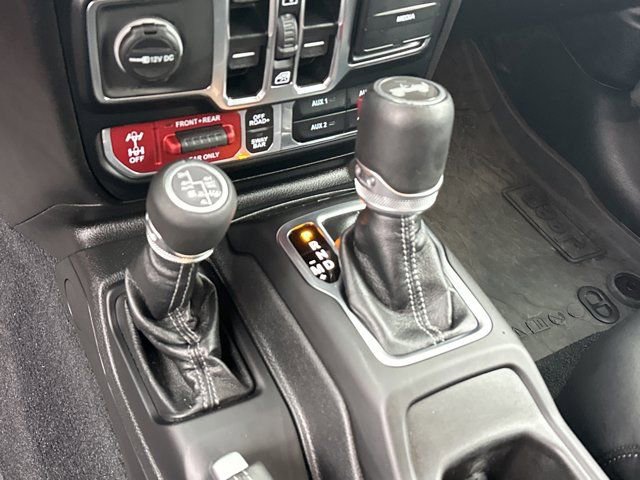 Used 2024 Jeep Wrangler Unlimited Rubicon 4xe w/ Capability Package image 32