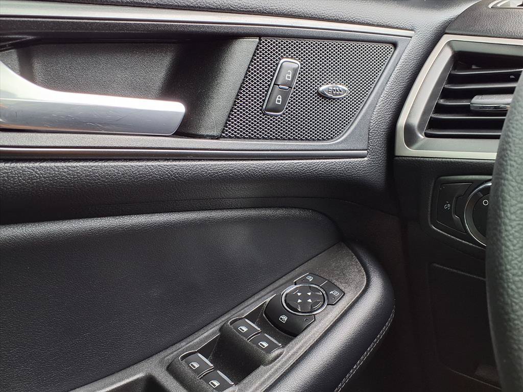 Used 2022 Ford Edge SE AWD/4WD image 29
