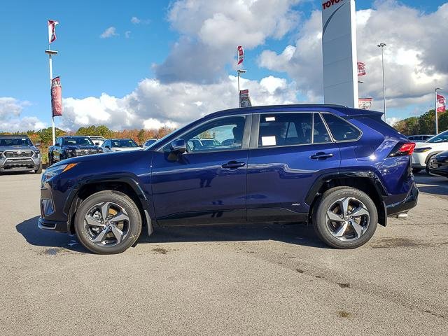 New 2025 Toyota RAV4 SE image 8