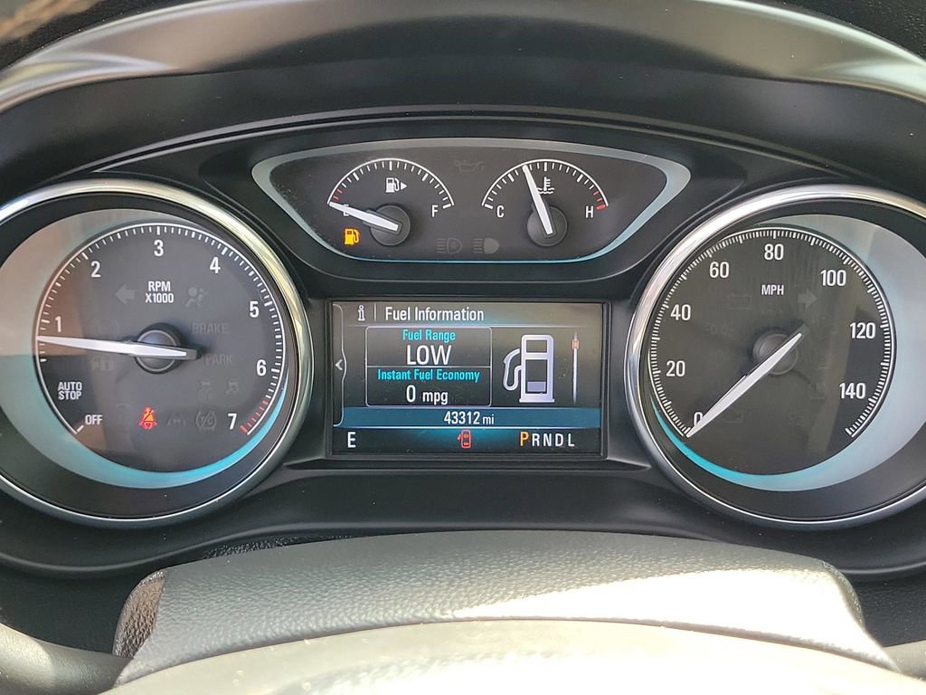 Used 2018 Buick Envision Essence FWD image 28